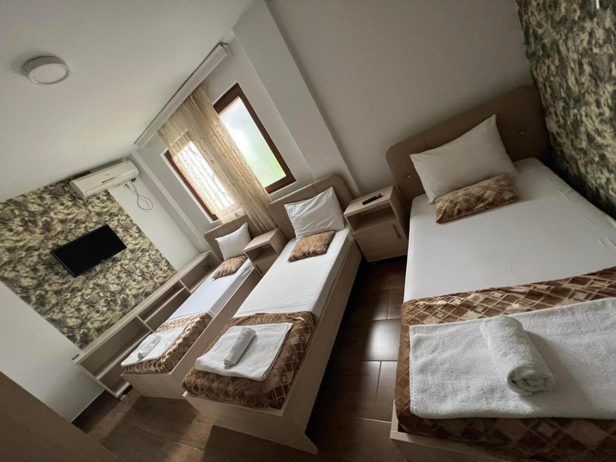 Hotel Ultra Star Скоп'є Екстер'єр фото