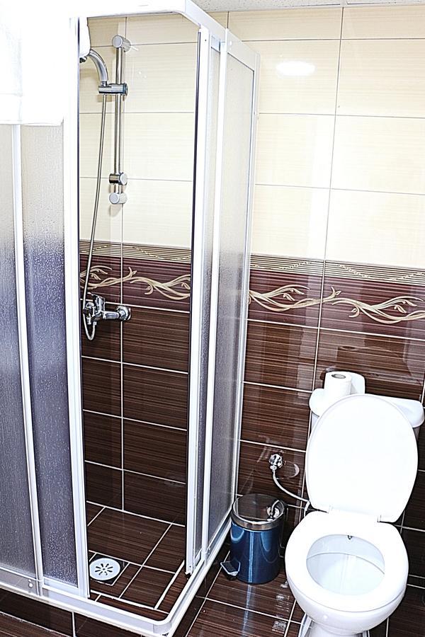 Hotel Ultra Star Скоп'є Екстер'єр фото